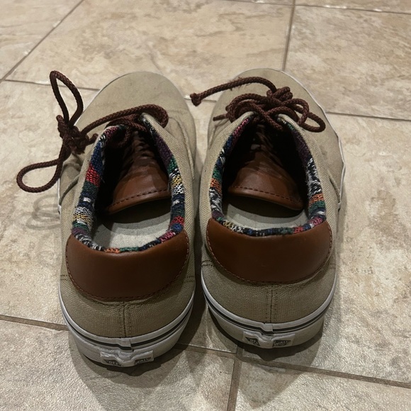 Vintage Khaki Vans - Picture 3 of 5